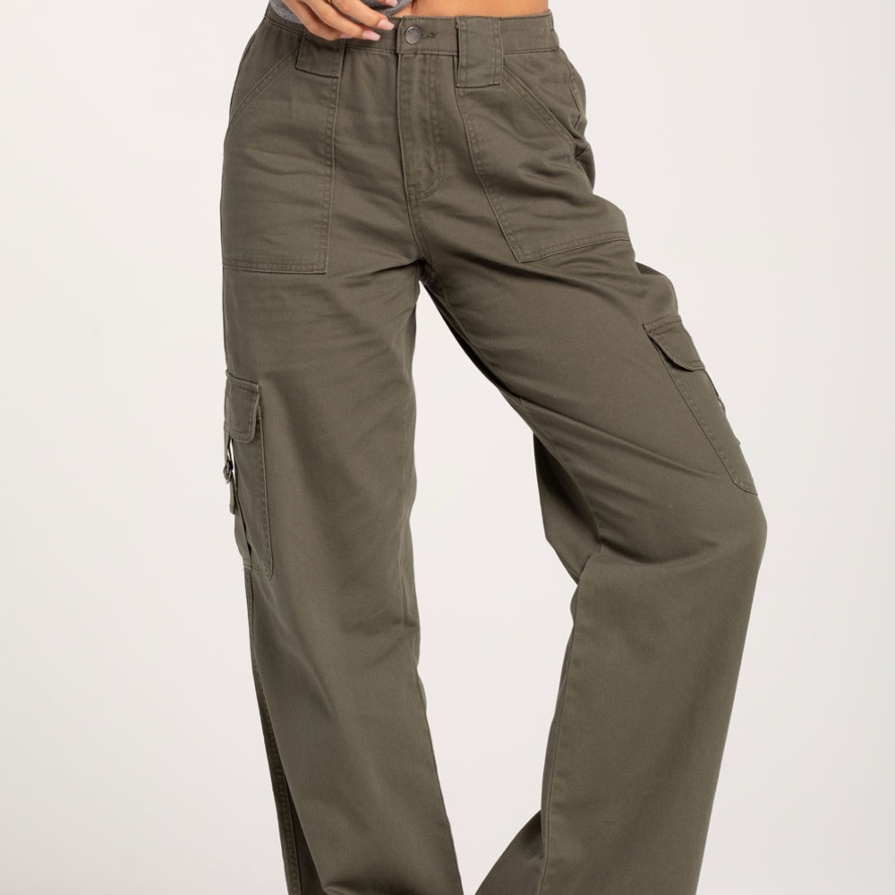 RSQ Women’s Wide Leg Olive Grunge Cargo Pants, Petite Hem